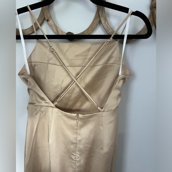 NWT Revolve Shea Maxi Dress in Nude - Picture 3 of 5